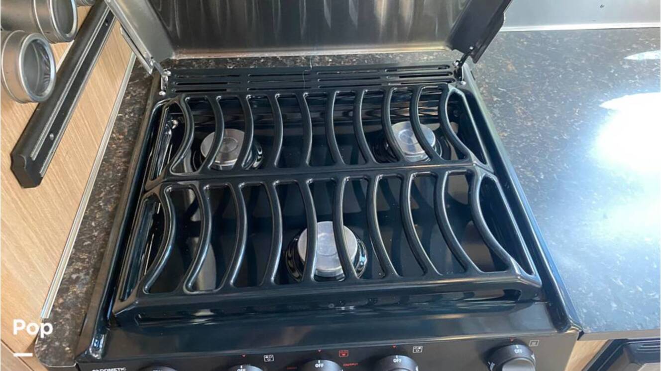 A photo of this 2019 Airstream Flying Cloud 30FB Bunk