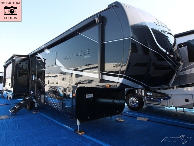 2026 Jayco Pinnacle 36FBTS in salem VA