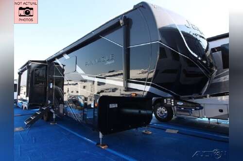 2026 Jayco Pinnacle 36FBTS in salem VA