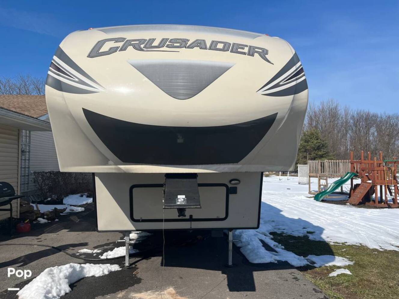 A photo of this 2016 Prime Time Crusader 337QBH