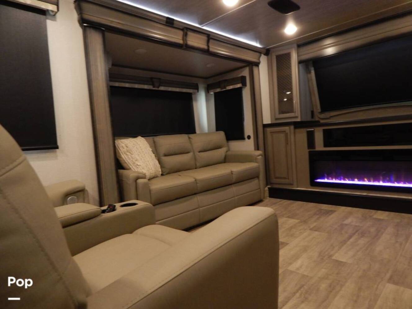 A photo of this 2021 Keystone Montana 3761FL