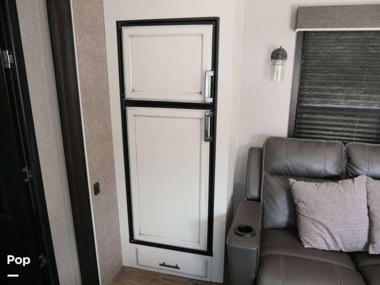 A photo of this 2020 Jayco Talon 385T