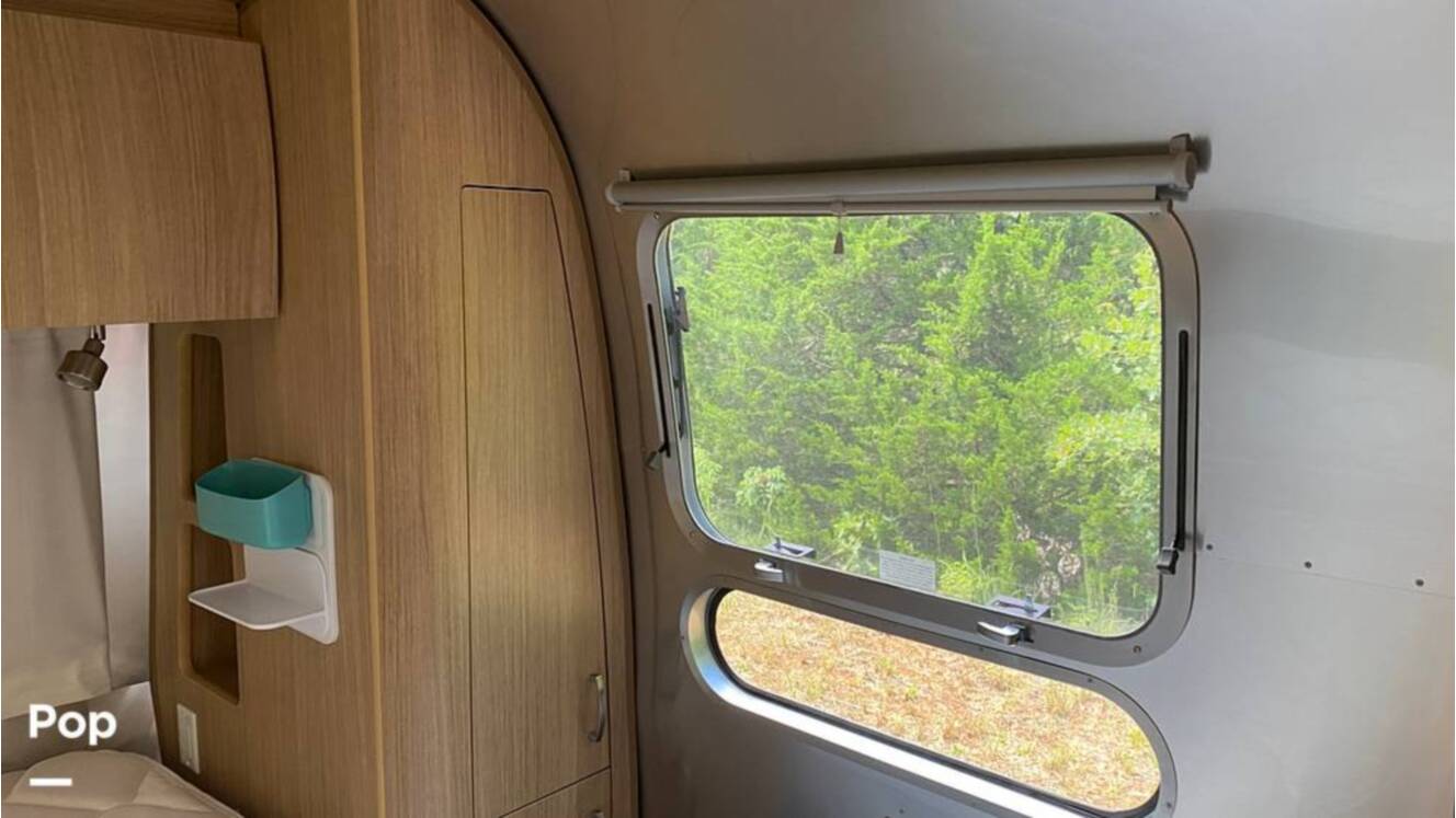 A photo of this 2019 Airstream Flying Cloud 30FB Bunk