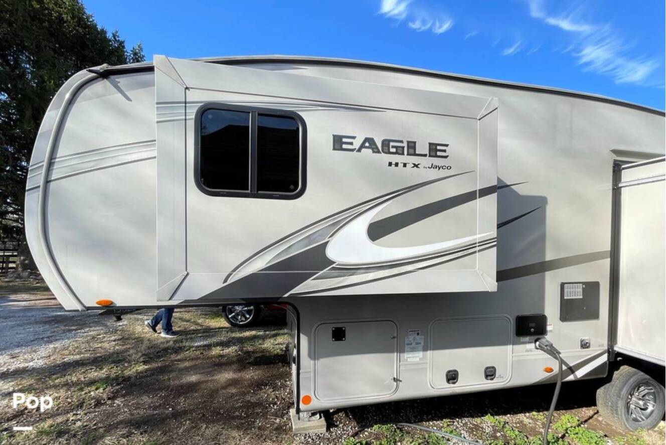 A photo of this 2019 Jayco Eagle HTX 27SGX