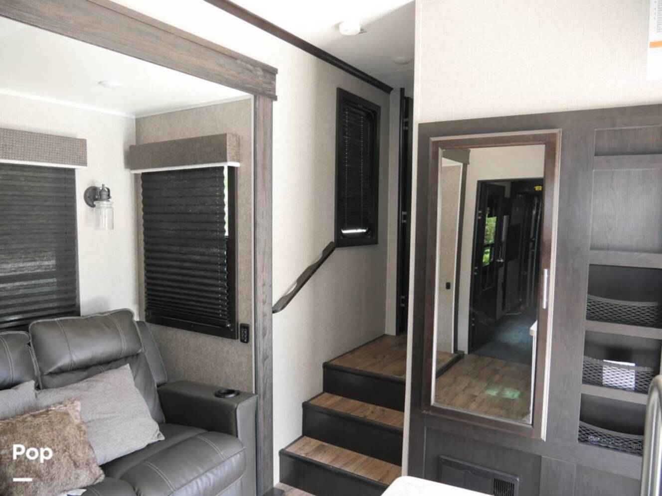 A photo of this 2020 Jayco Talon 385T