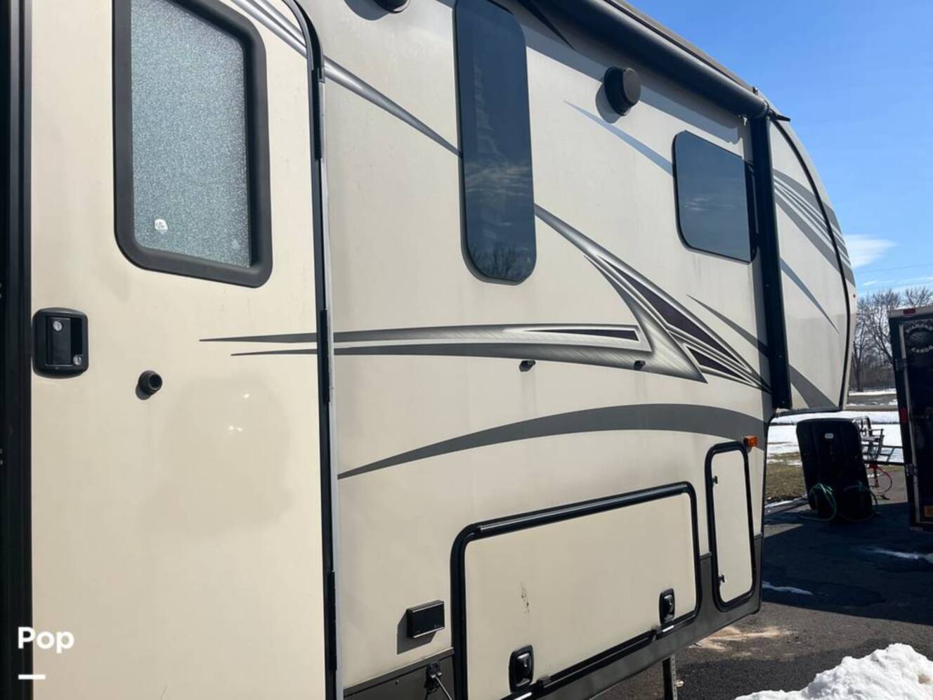 A photo of this 2016 Prime Time Crusader 337QBH