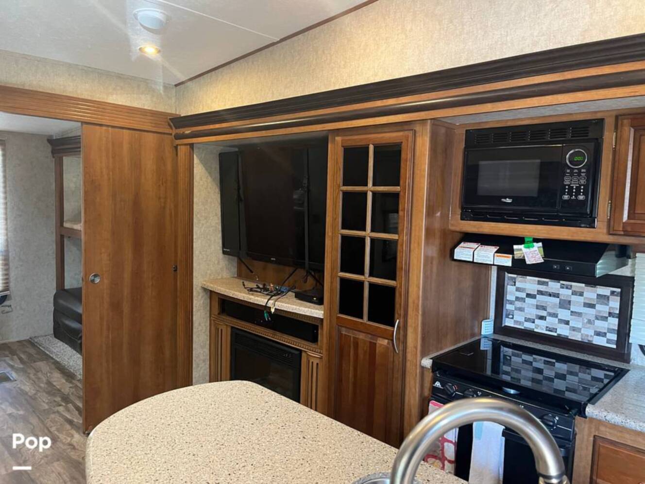A photo of this 2016 Prime Time Crusader 337QBH
