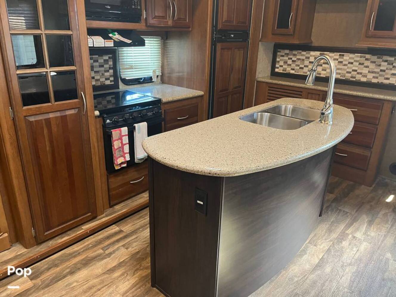 A photo of this 2016 Prime Time Crusader 337QBH