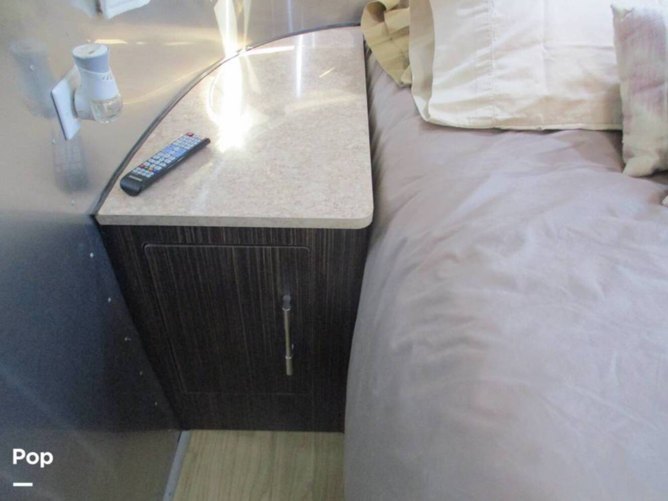 A photo of this 2018 Airstream Airstream International Signature 27FB