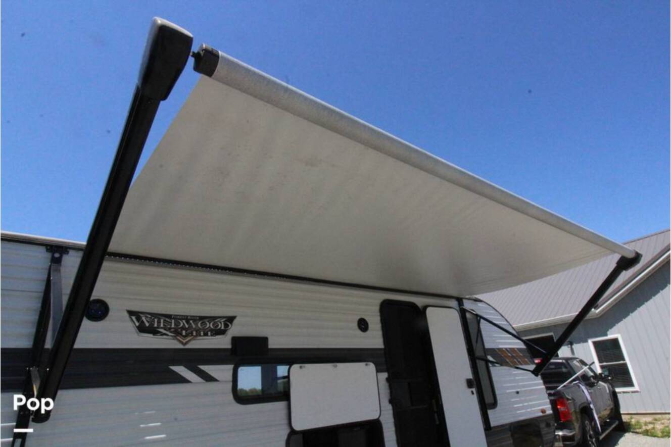 A photo of this 2022 Forest River Wildwood X-lite 263BHXL