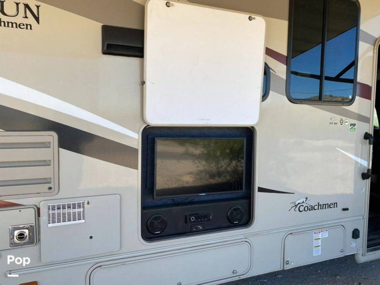 A photo of this 2017 Coachmen Leprechaun 319MB