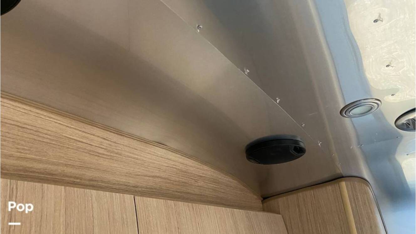 A photo of this 2019 Airstream Flying Cloud 30FB Bunk