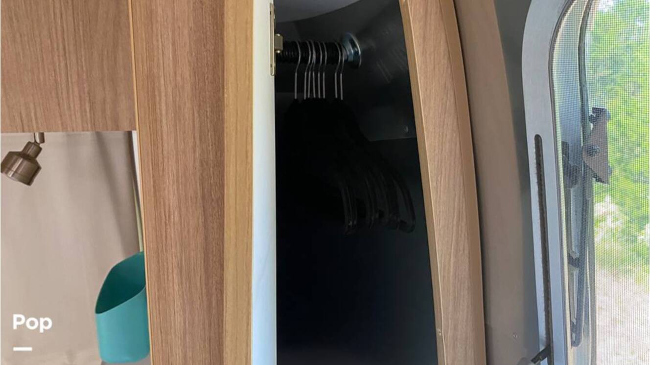 A photo of this 2019 Airstream Flying Cloud 30FB Bunk