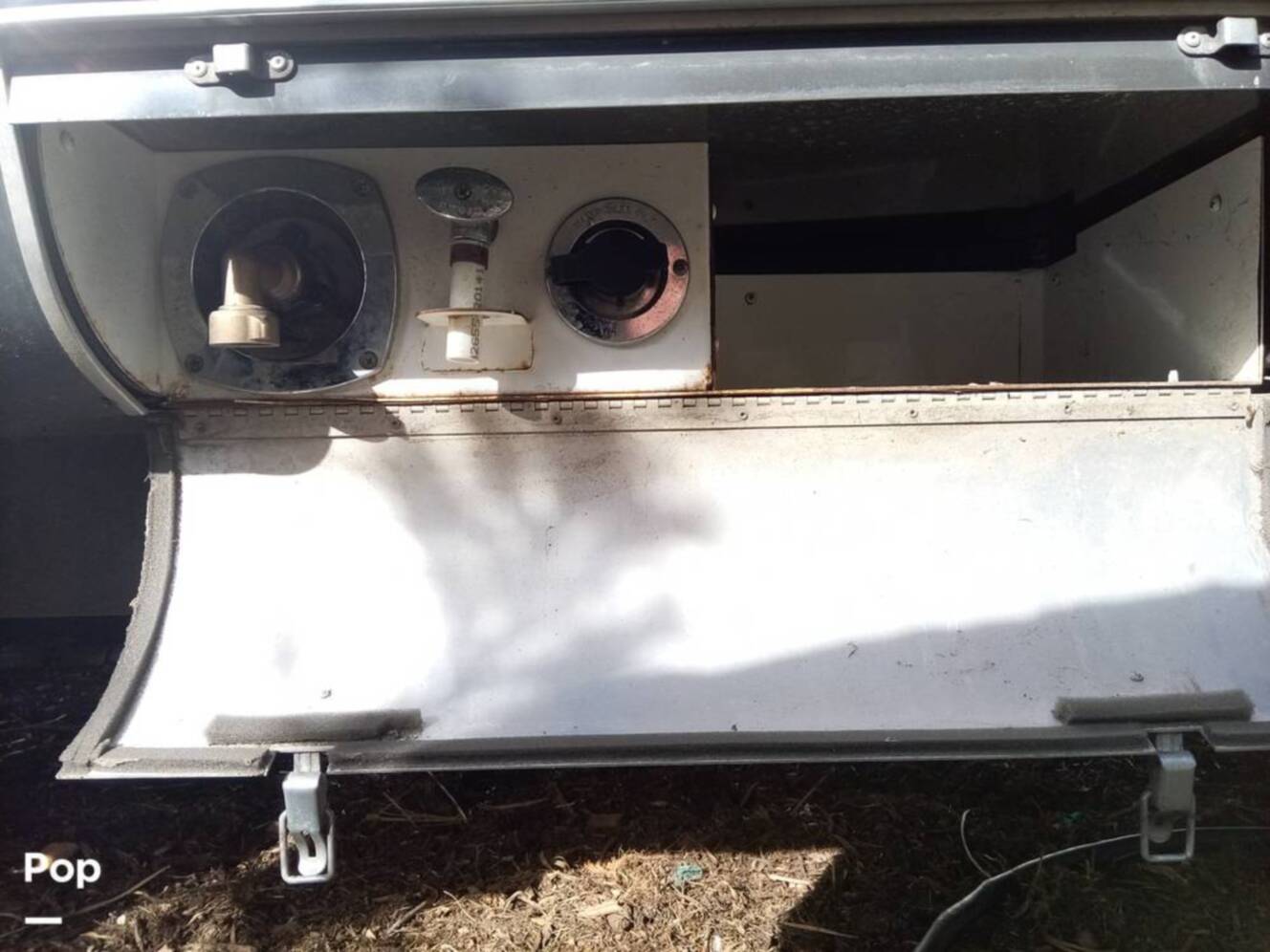 A photo of this 2016 Airstream Classic 30 Twin