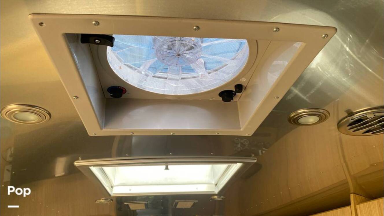A photo of this 2019 Airstream Flying Cloud 30FB Bunk