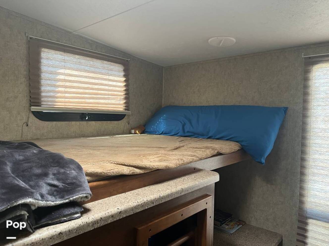 A photo of this 2016 Prime Time Crusader 337QBH