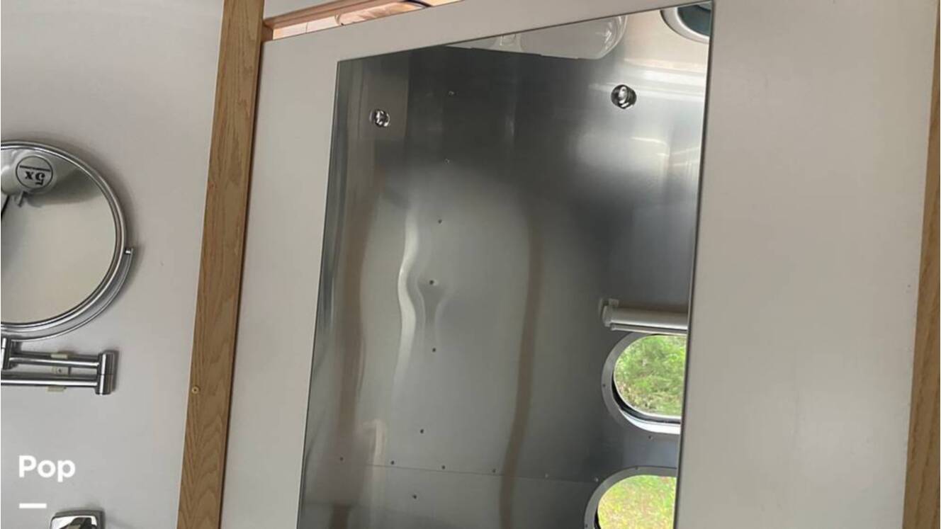 A photo of this 2019 Airstream Flying Cloud 30FB Bunk
