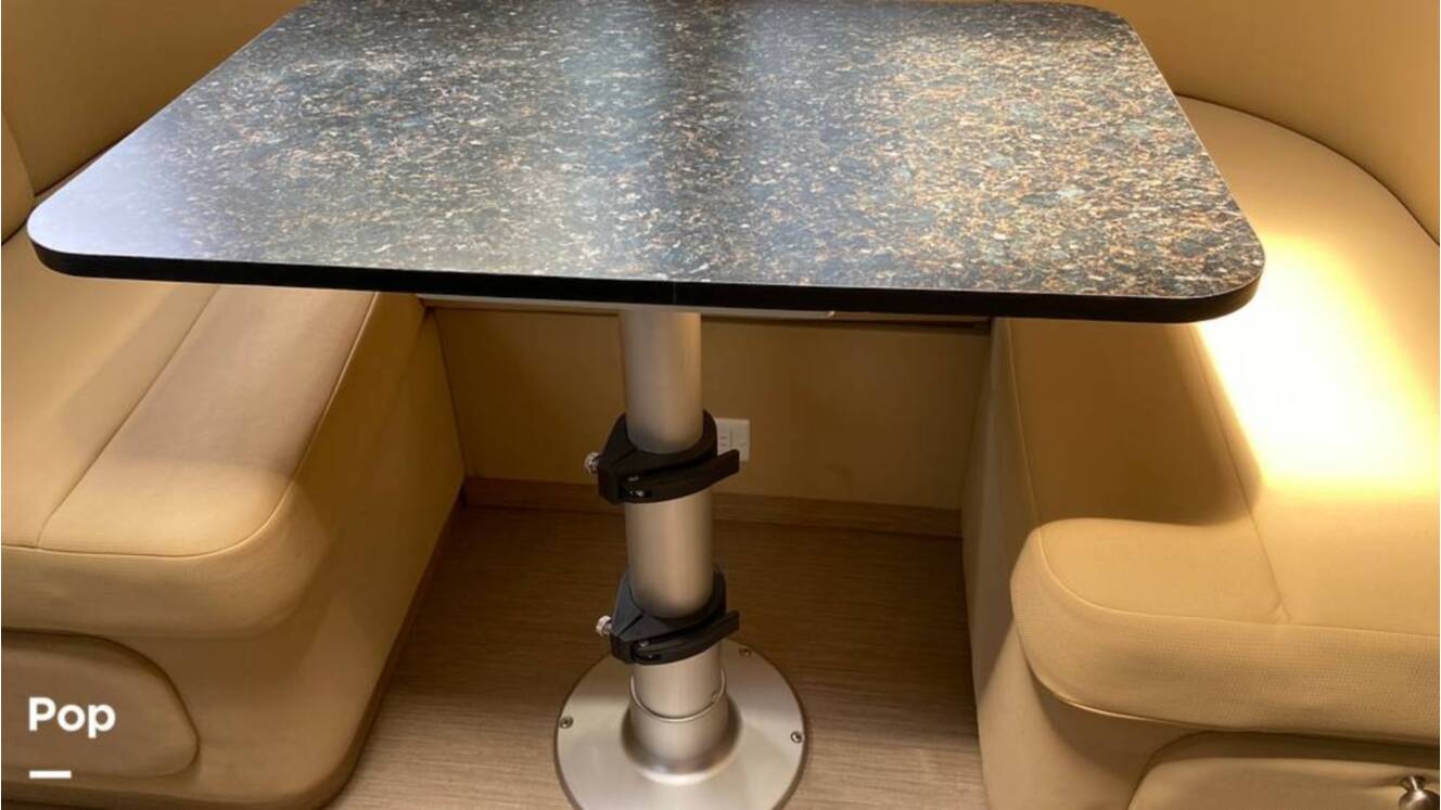 A photo of this 2019 Airstream Flying Cloud 30FB Bunk