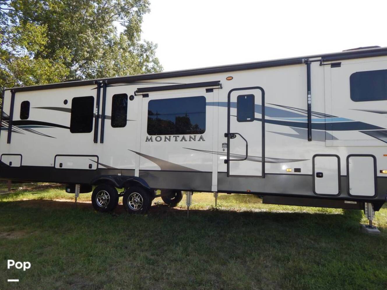 A photo of this 2021 Keystone Montana 3761FL