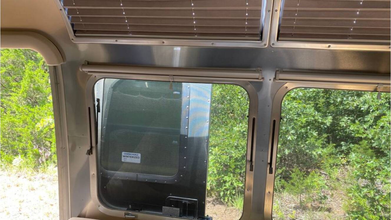 A photo of this 2019 Airstream Flying Cloud 30FB Bunk