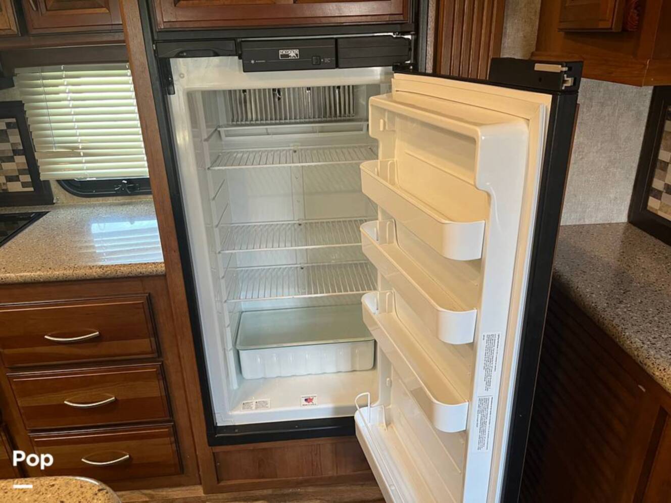 A photo of this 2016 Prime Time Crusader 337QBH