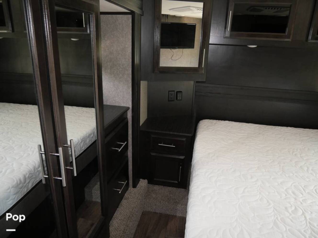A photo of this 2020 Jayco Talon 385T