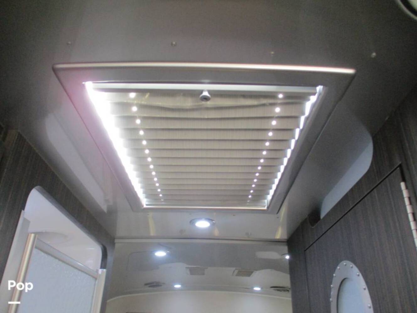 A photo of this 2018 Airstream Airstream International Signature 27FB