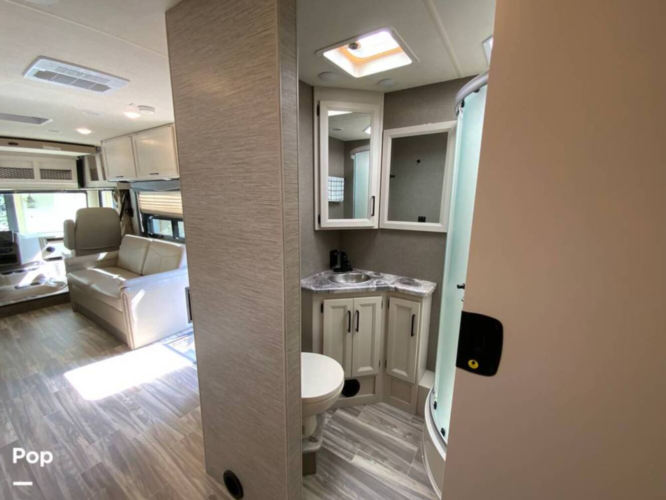 A photo of this 2021 Thor Motor Coach A.C.E. Evo 32.3
