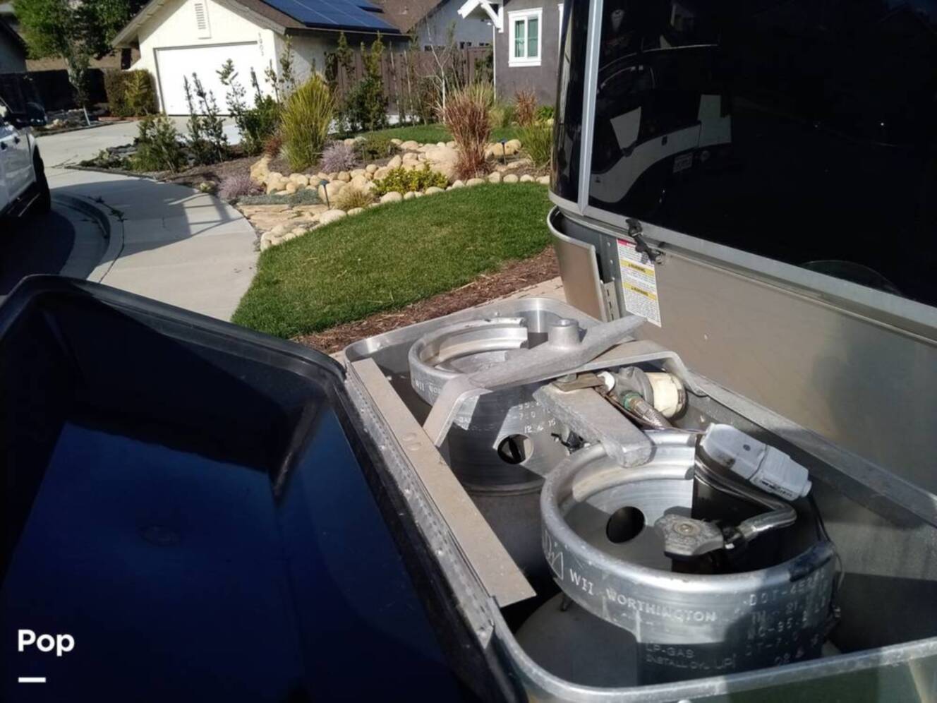 A photo of this 2016 Airstream Classic 30 Twin