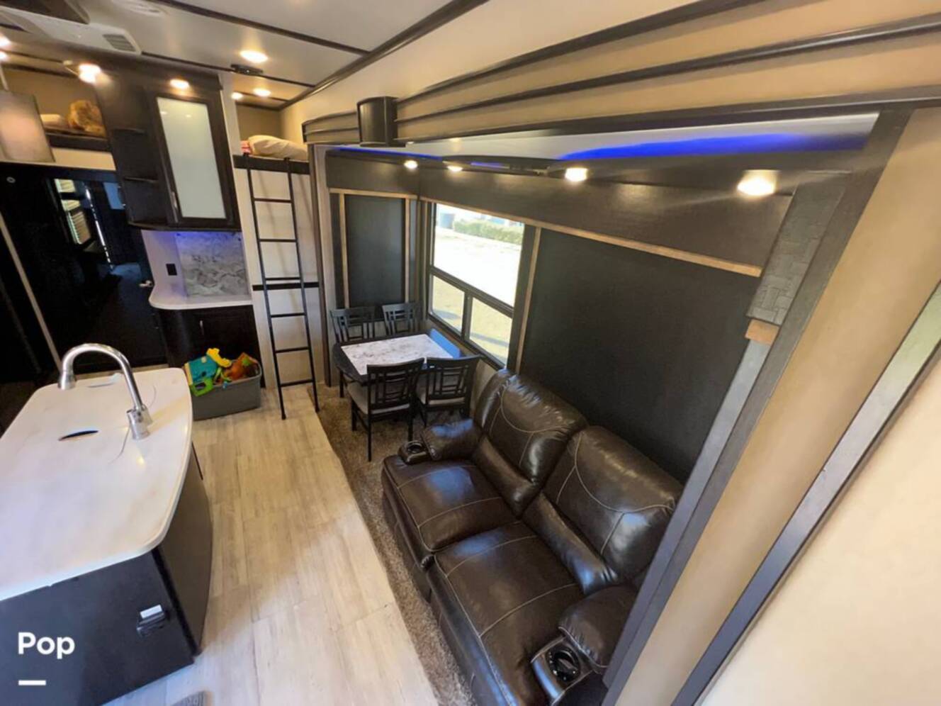 A photo of this 2017 Grand Design Momentum 399th