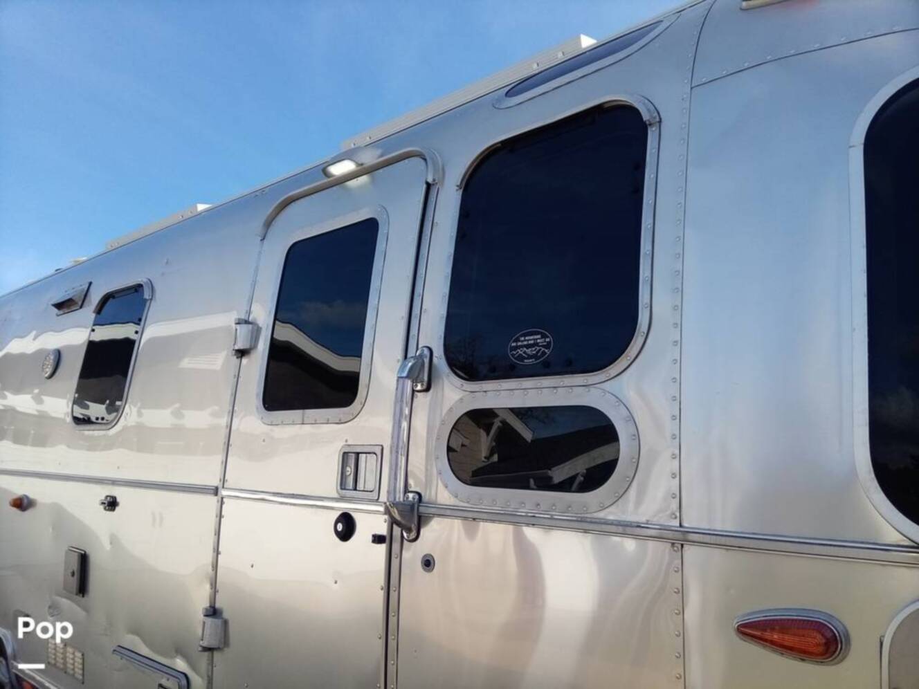 A photo of this 2016 Airstream Classic 30 Twin