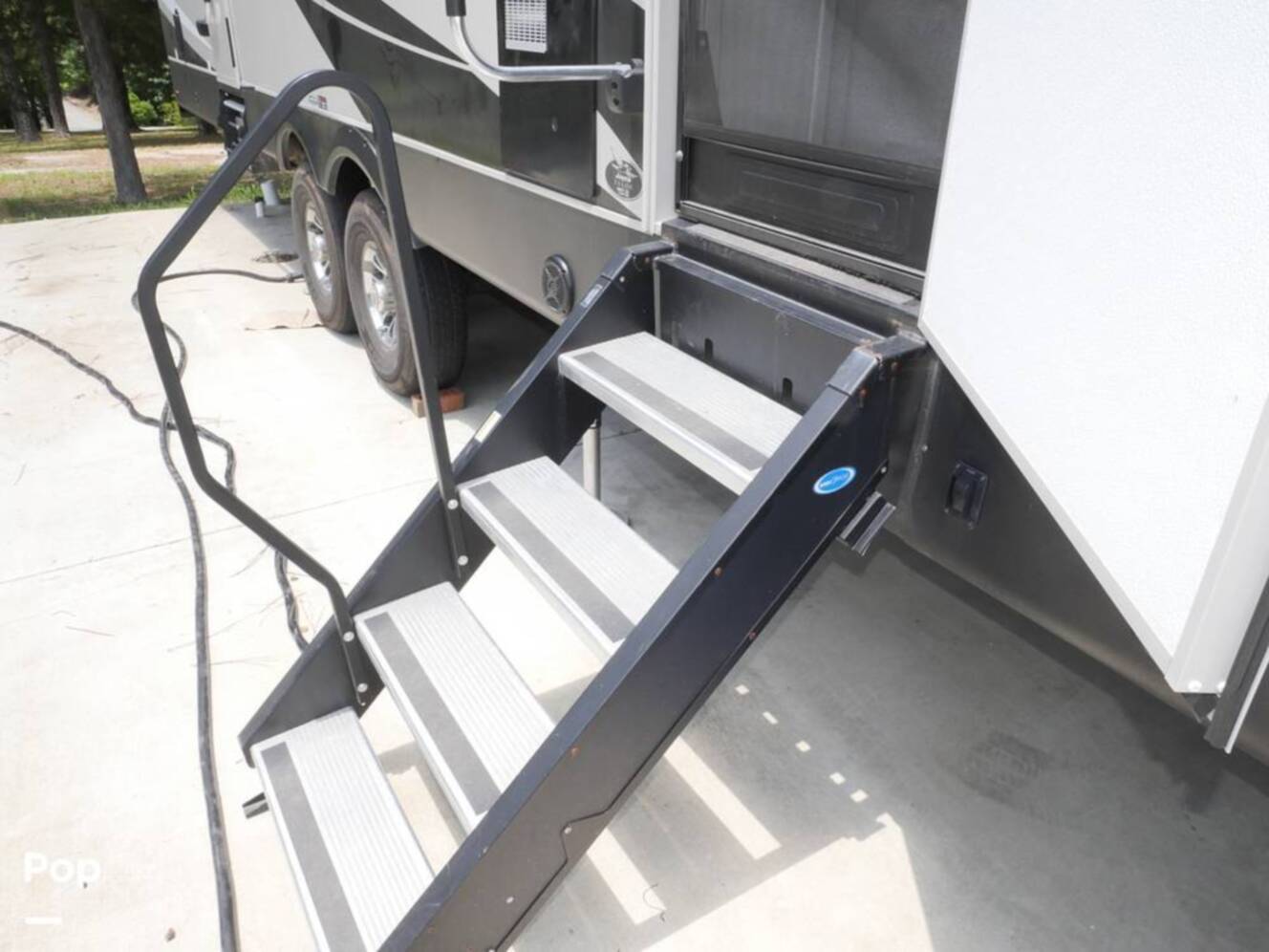 A photo of this 2020 Jayco Talon 385T