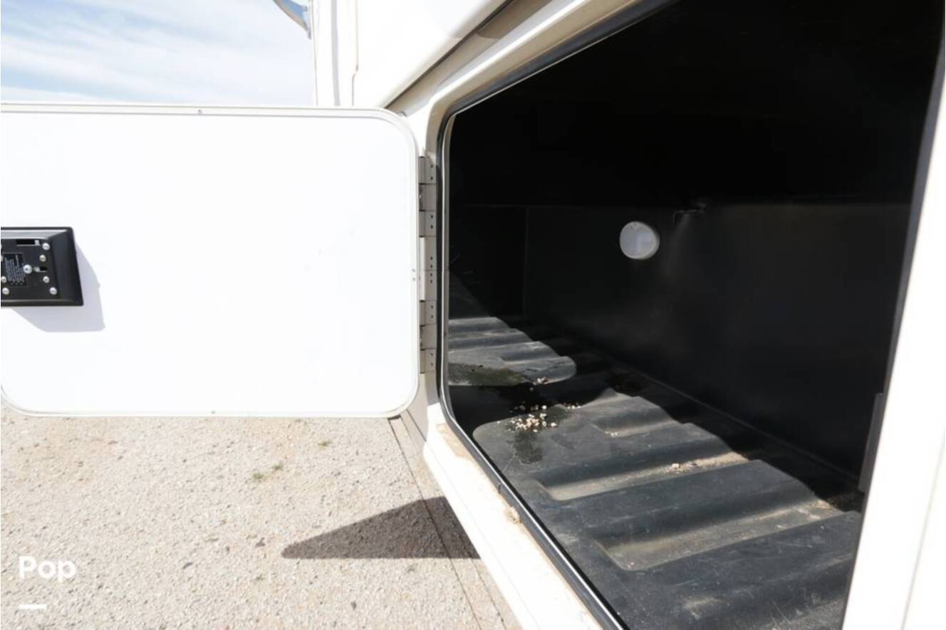 A photo of this 2017 Thor Motor Coach Hurricane 34J