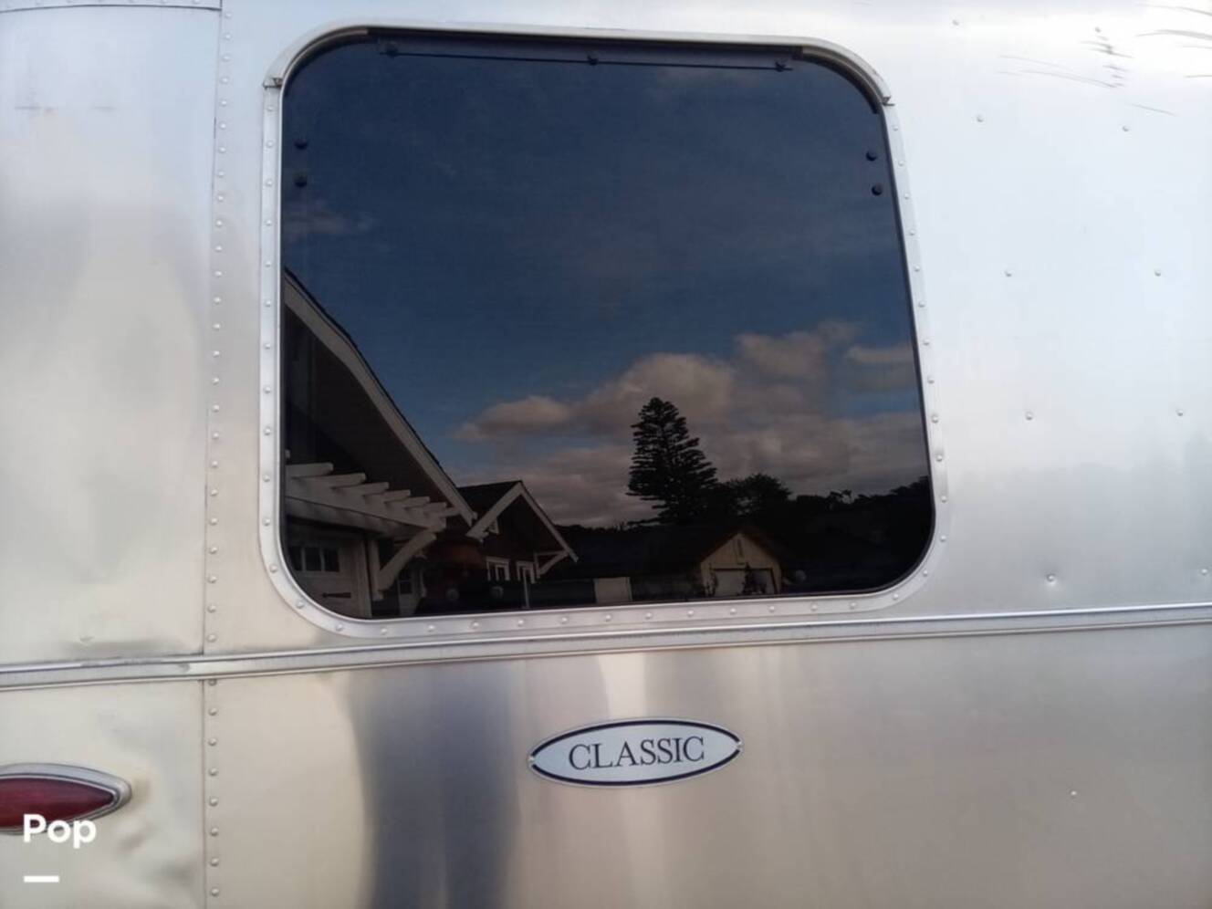 A photo of this 2016 Airstream Classic 30 Twin