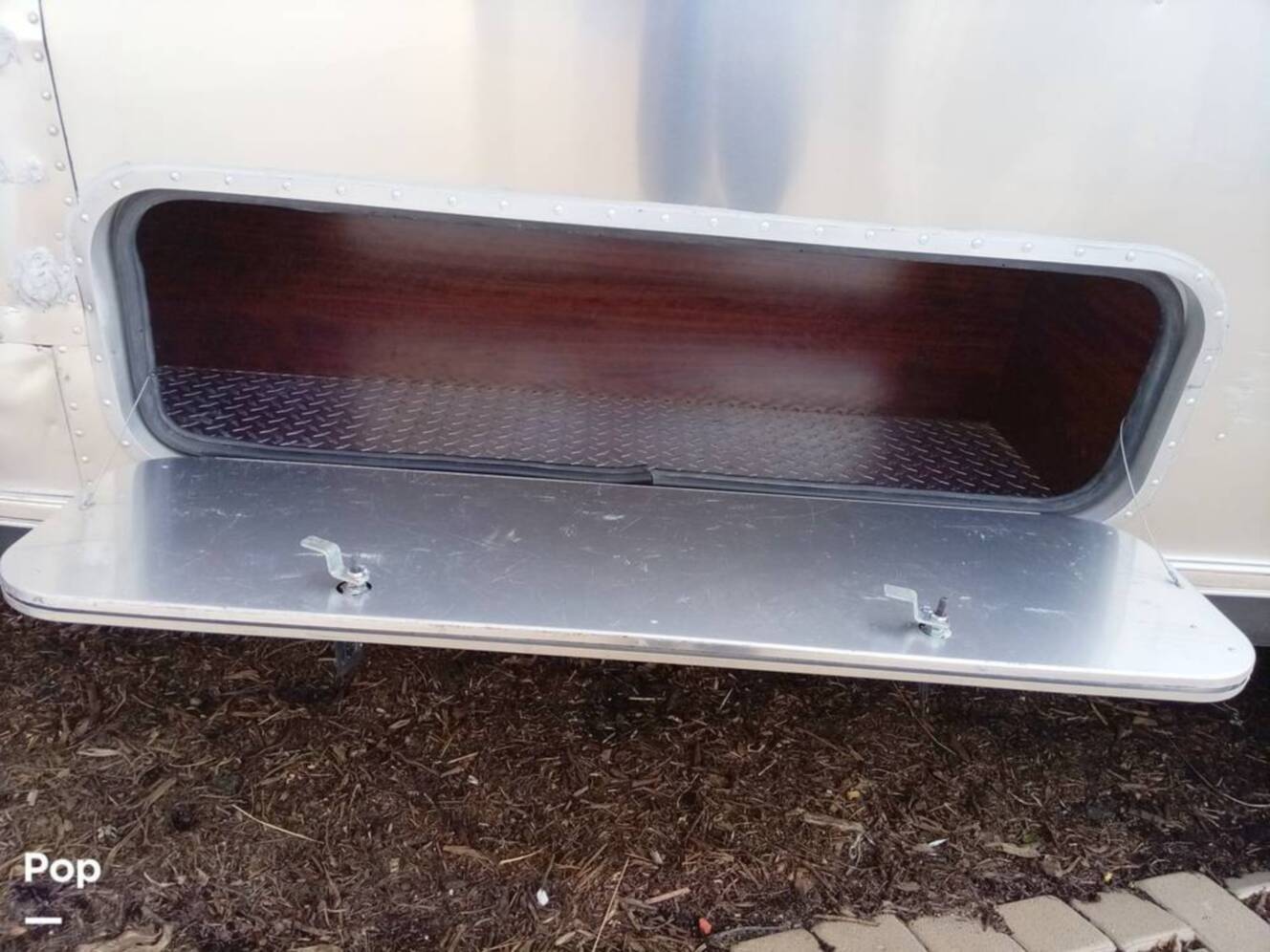 A photo of this 2016 Airstream Classic 30 Twin