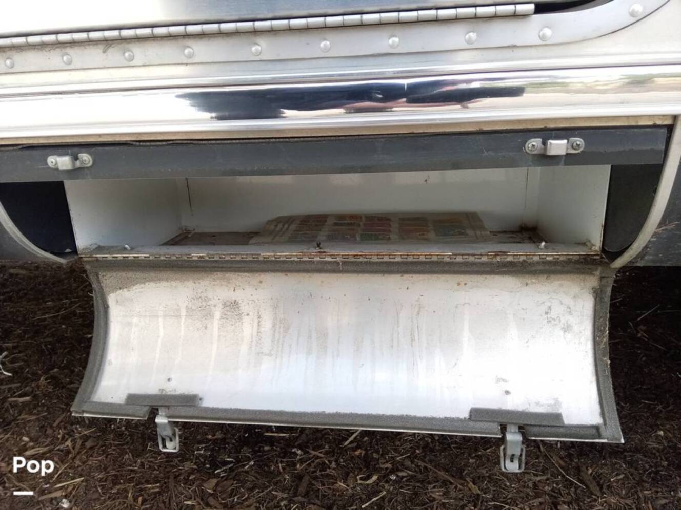 A photo of this 2016 Airstream Classic 30 Twin