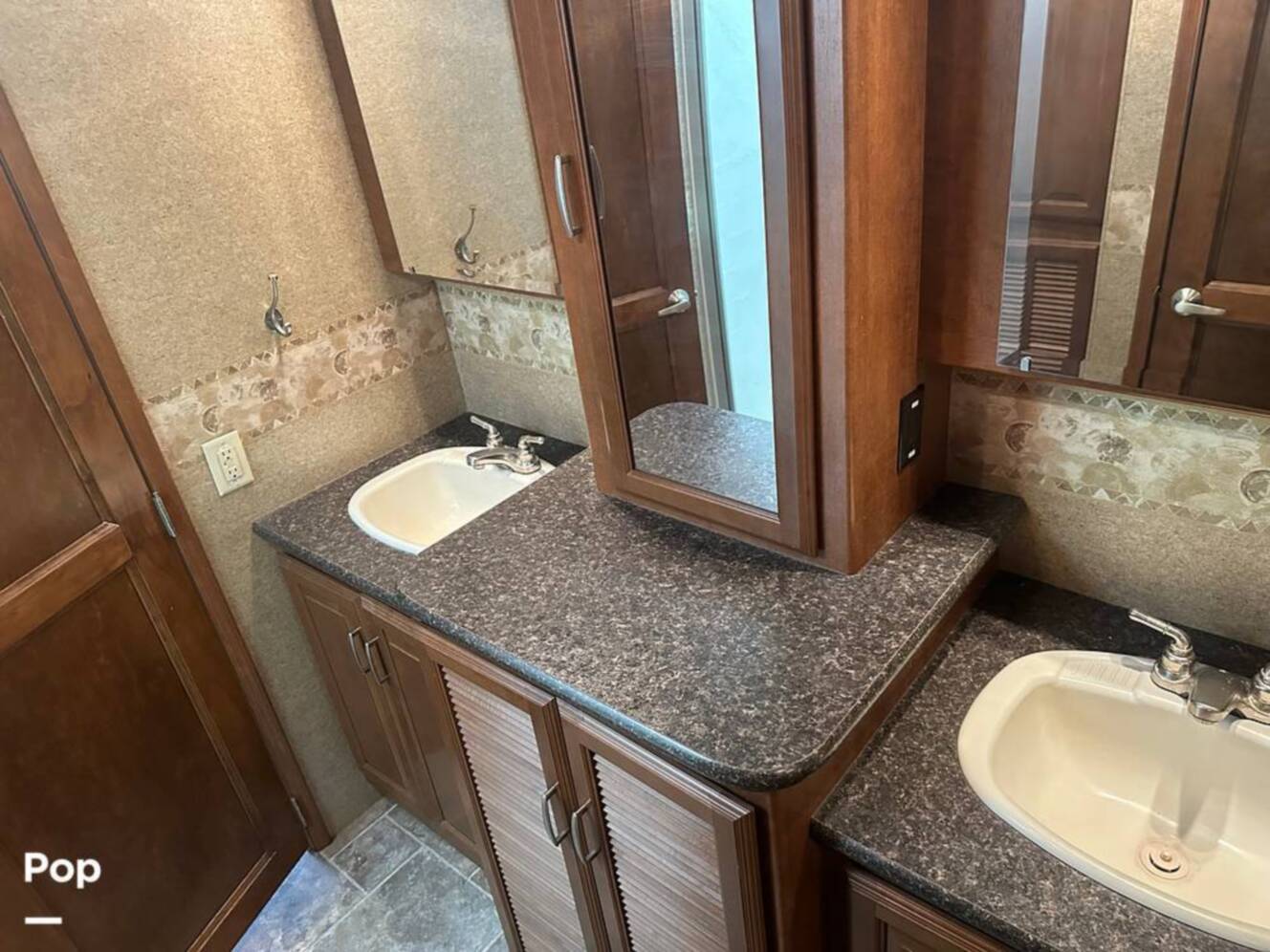 A photo of this 2013 Thor Motor Coach Challenger 37DT