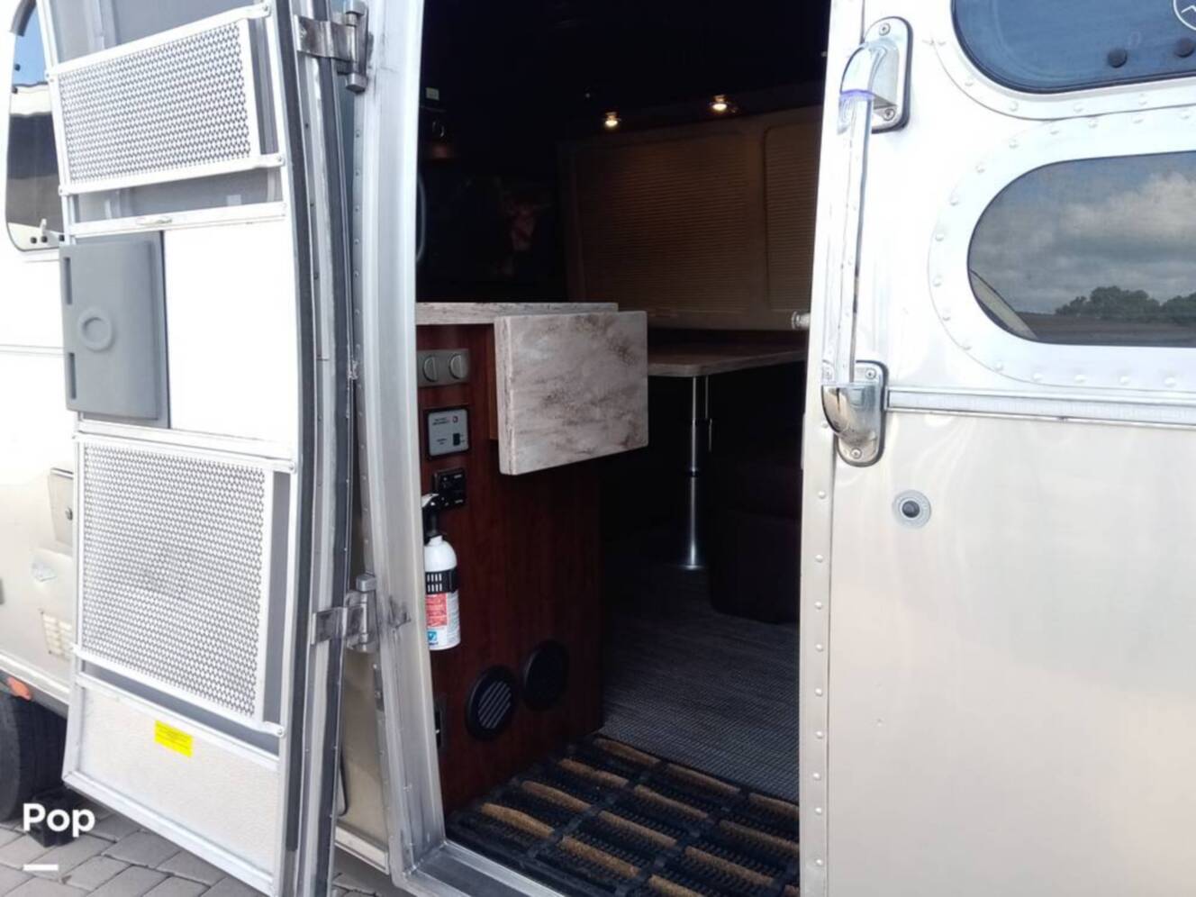 A photo of this 2016 Airstream Classic 30 Twin