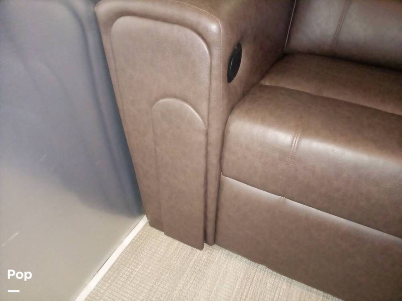 A photo of this 2016 Airstream Classic 30 Twin