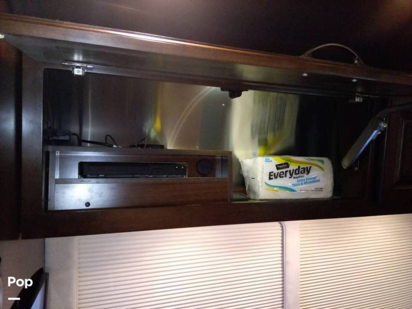 A photo of this 2016 Airstream Classic 30 Twin