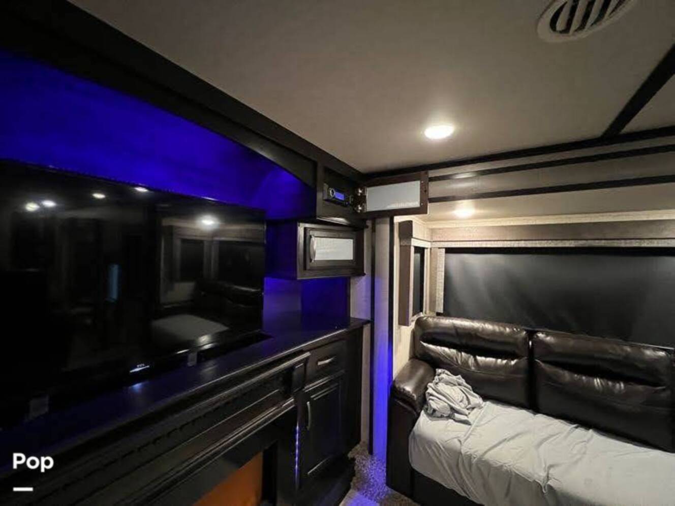 A photo of this 2018 Grand Design Momentum 376TH