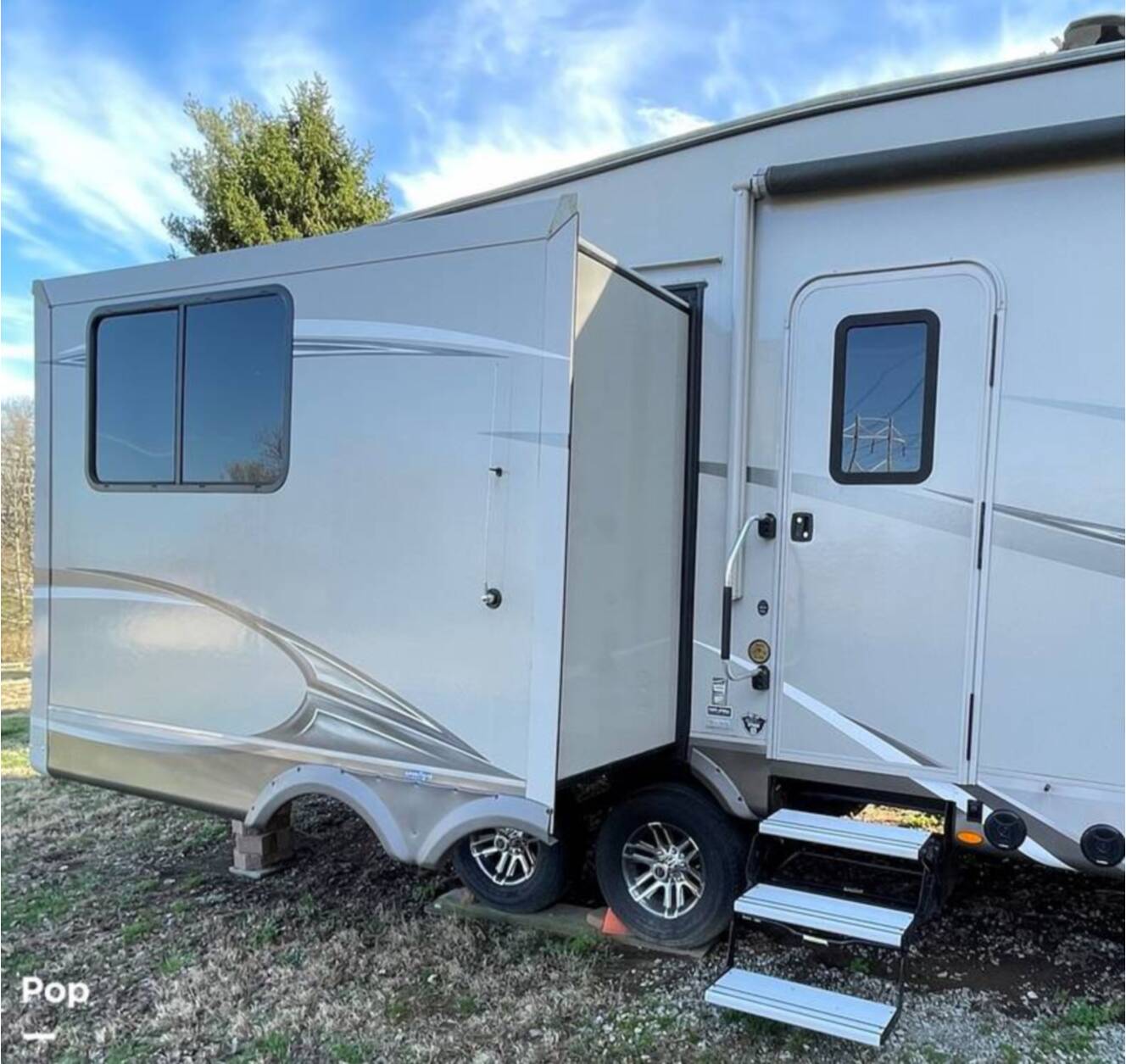 A photo of this 2019 Jayco Eagle HTX 27SGX