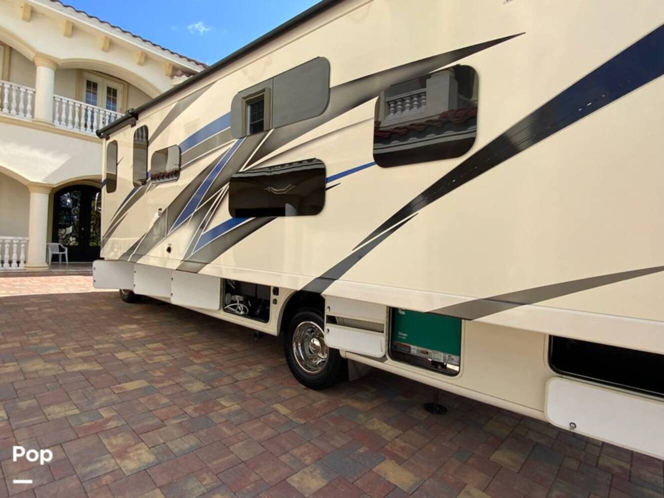 A photo of this 2021 Thor Motor Coach A.C.E. Evo 32.3