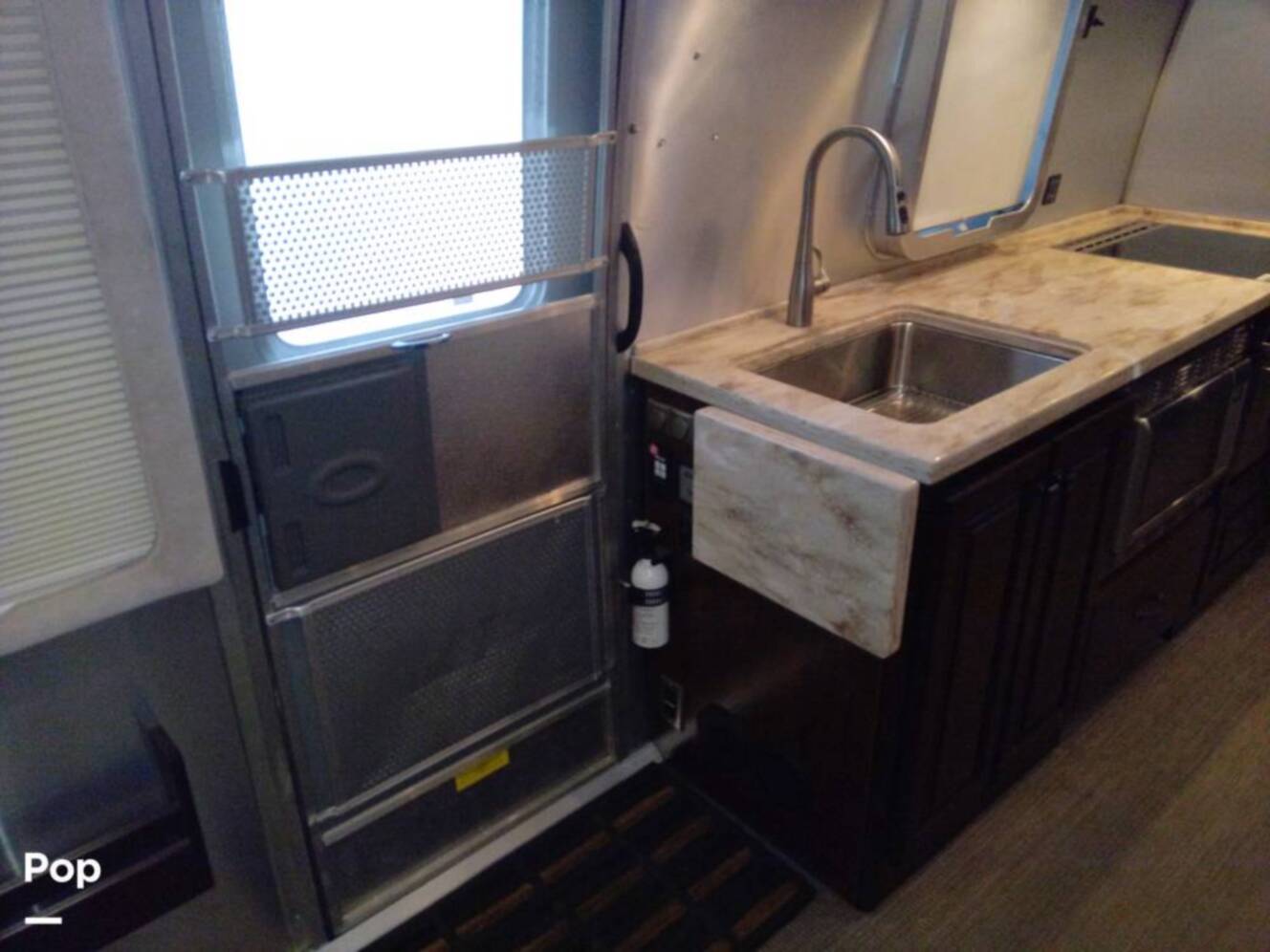 A photo of this 2016 Airstream Classic 30 Twin