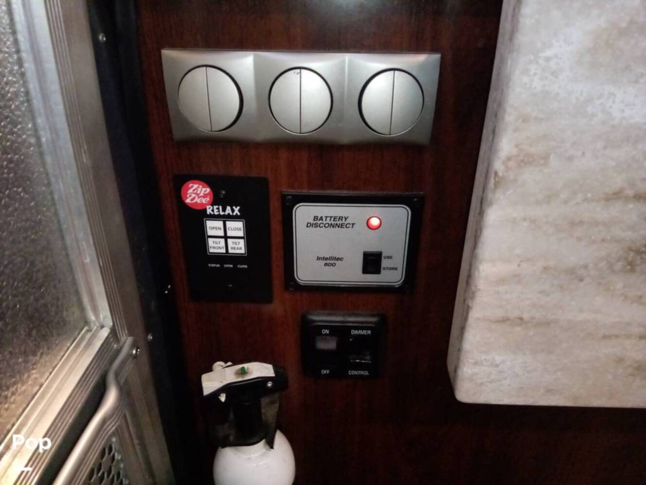 A photo of this 2016 Airstream Classic 30 Twin