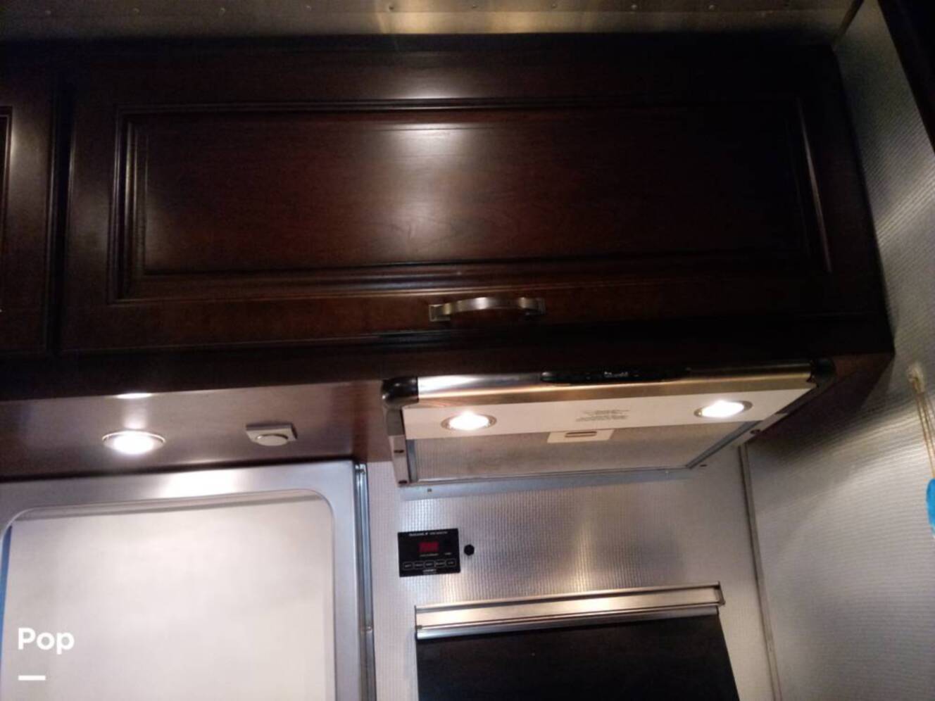 A photo of this 2016 Airstream Classic 30 Twin