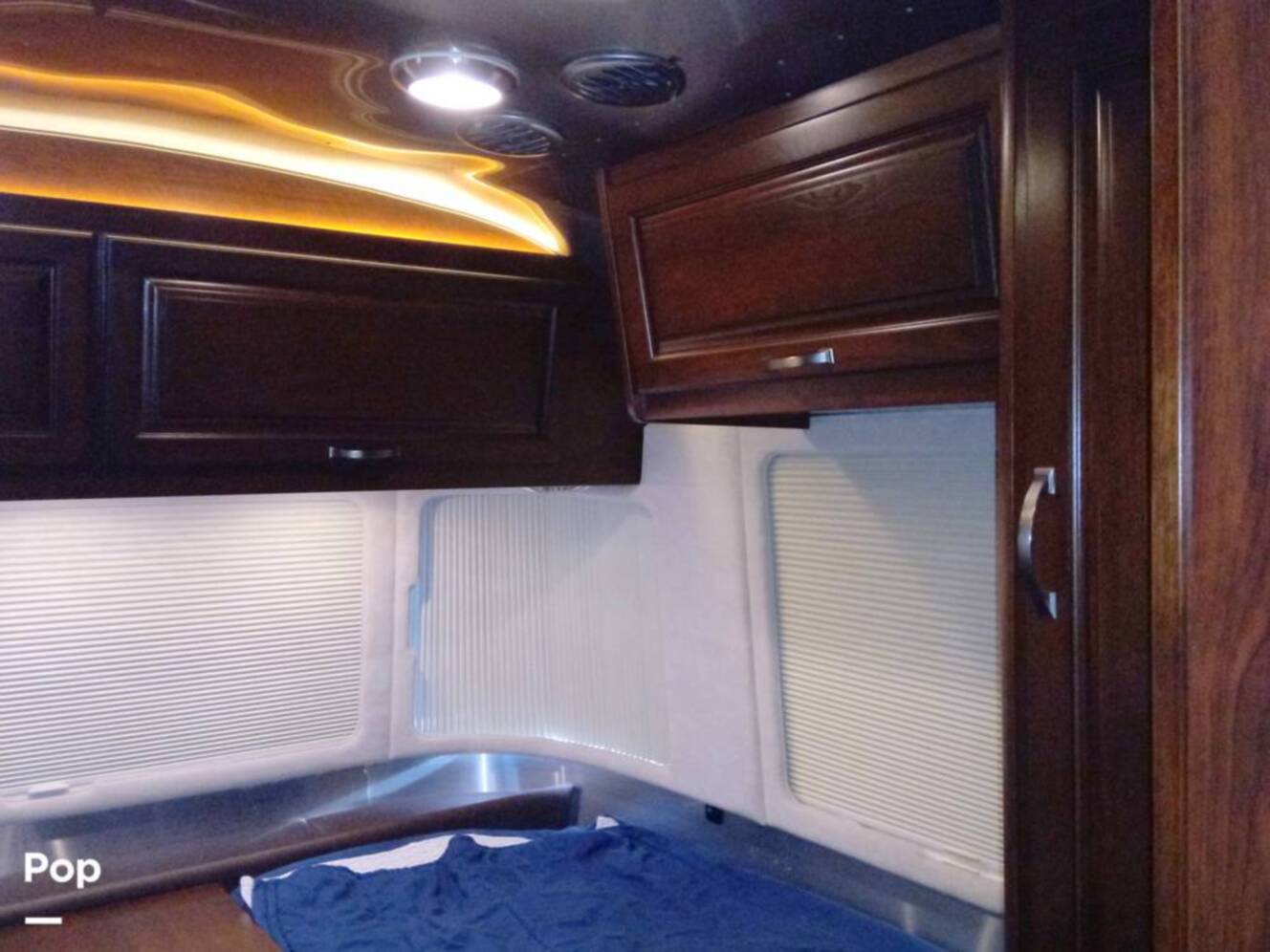 A photo of this 2016 Airstream Classic 30 Twin