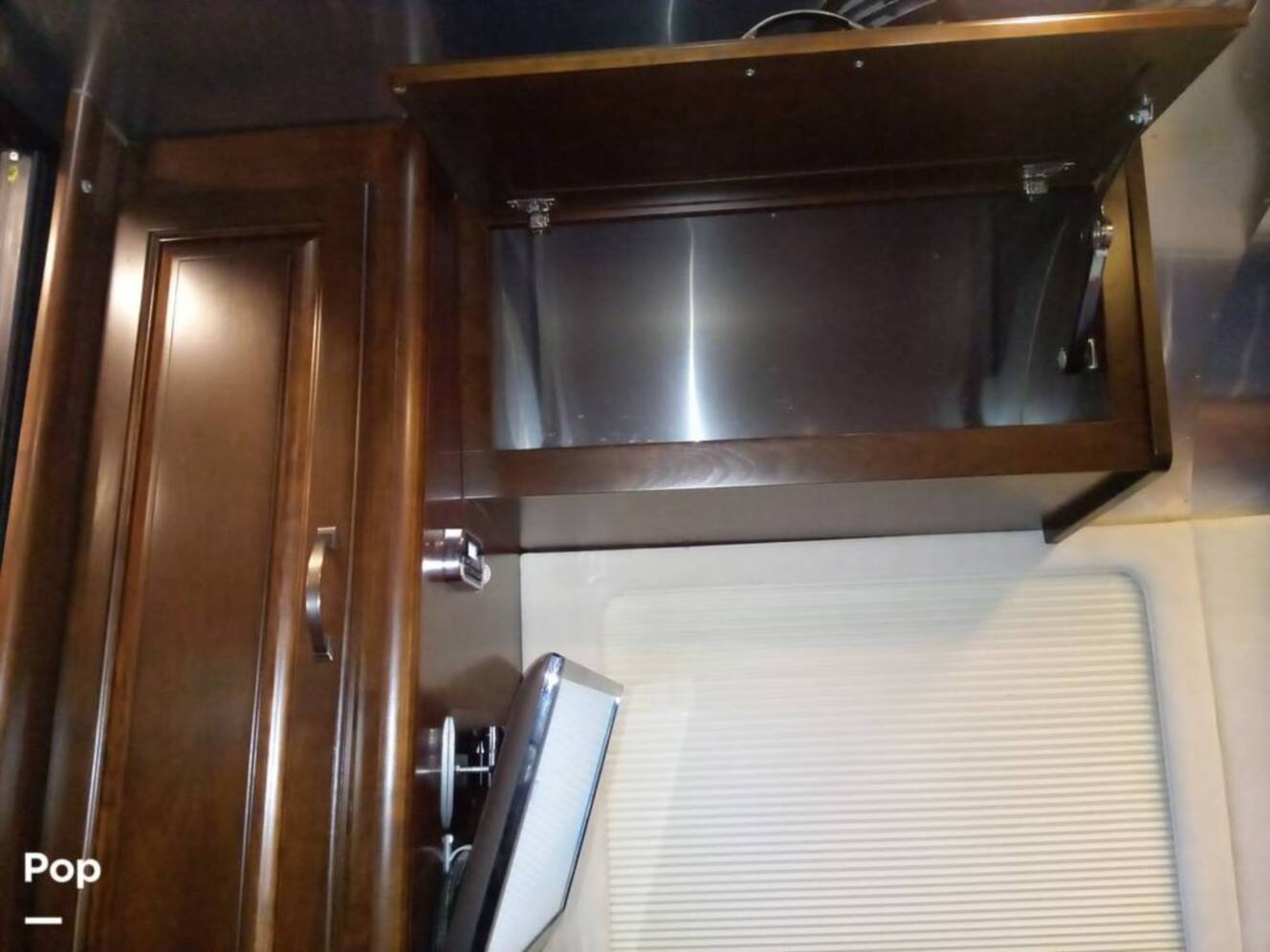 A photo of this 2016 Airstream Classic 30 Twin