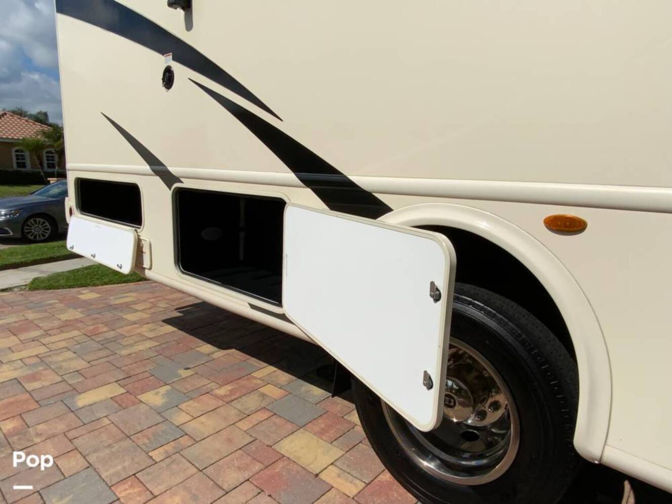 A photo of this 2021 Thor Motor Coach A.C.E. Evo 32.3