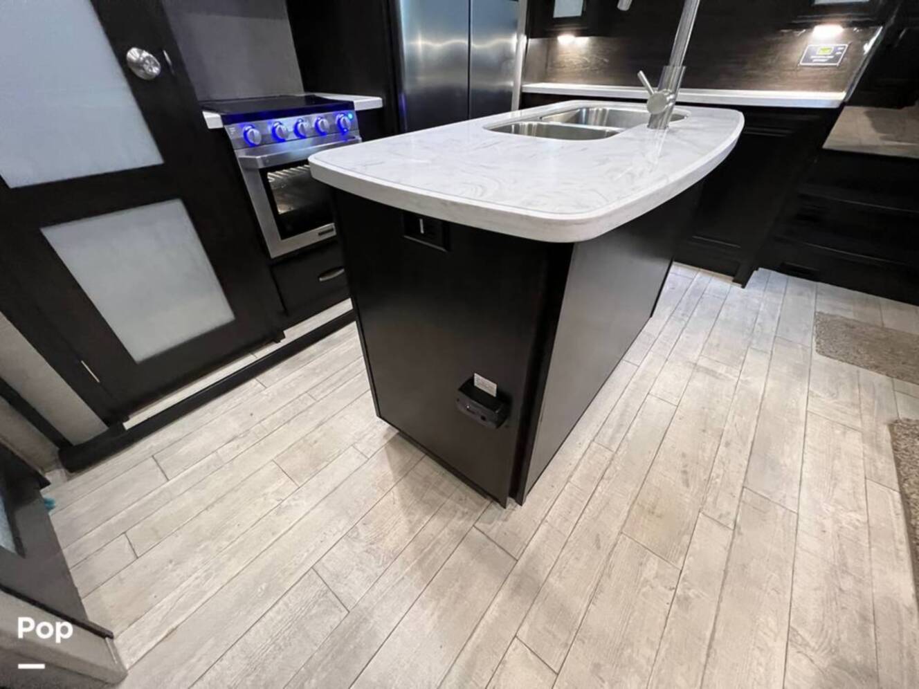 A photo of this 2018 Grand Design Momentum 376TH
